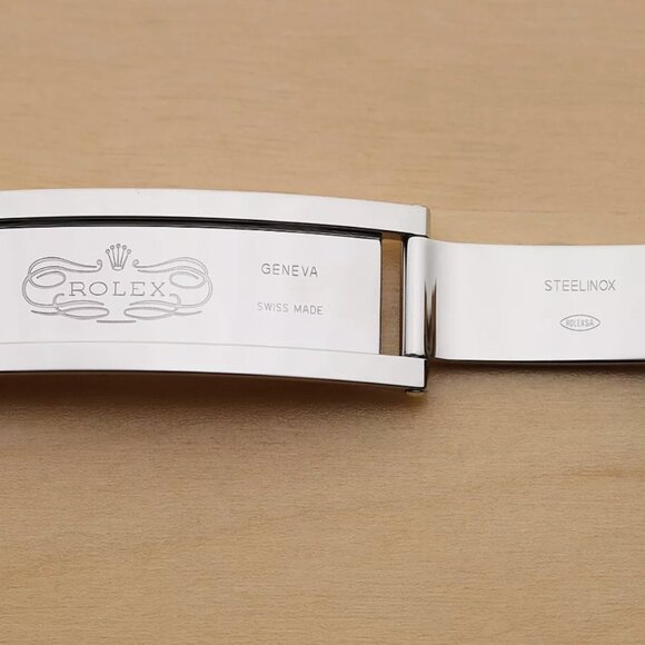 ROLEX MENS SUBMARINER GREEN 41MM STARBUCKS WITH CARDS BOX - Picture 9 of 9